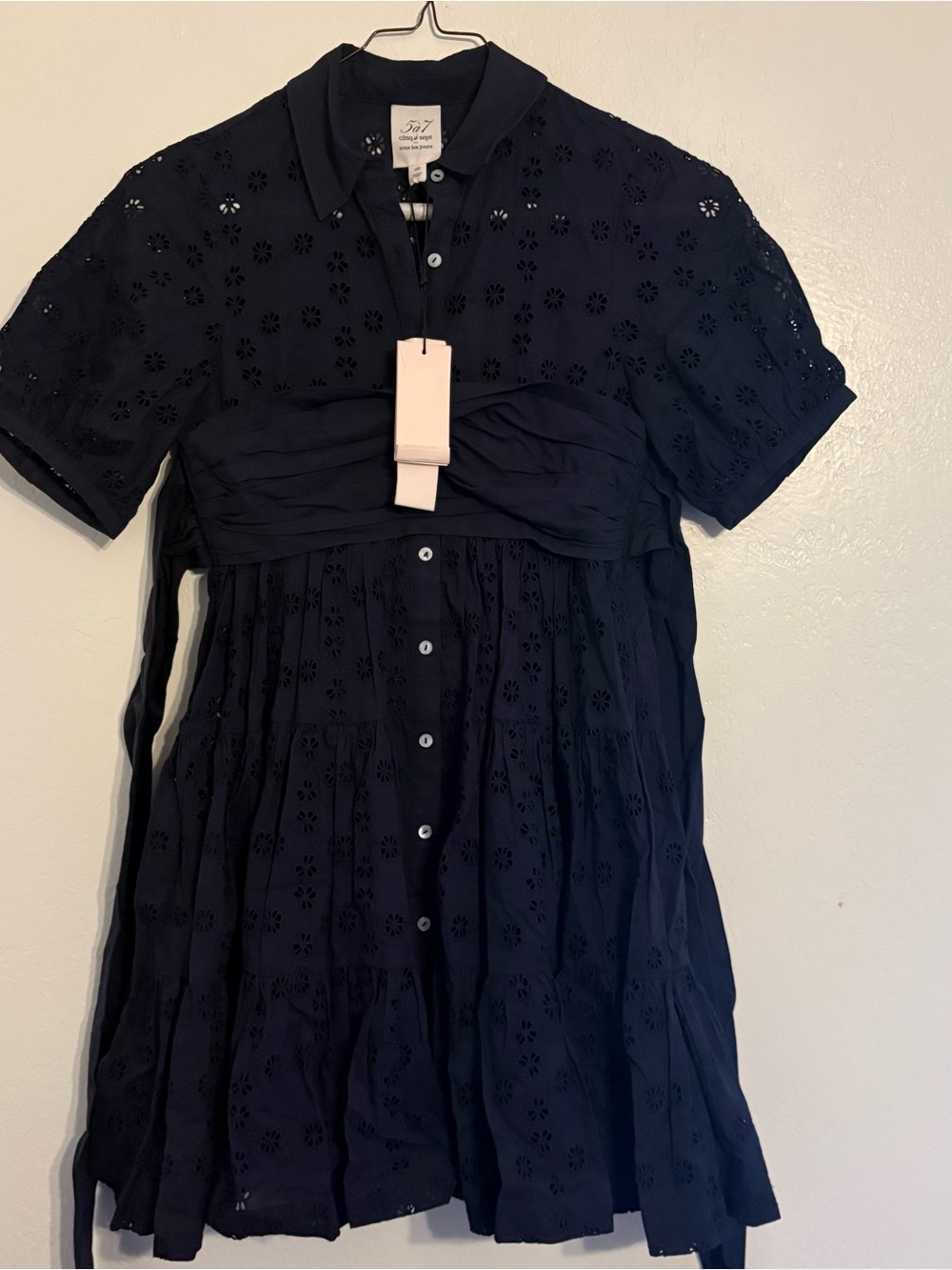 5 a 7 Cinq à Sept Tous Les Jours Navy Eyelet Dress Tiered 00